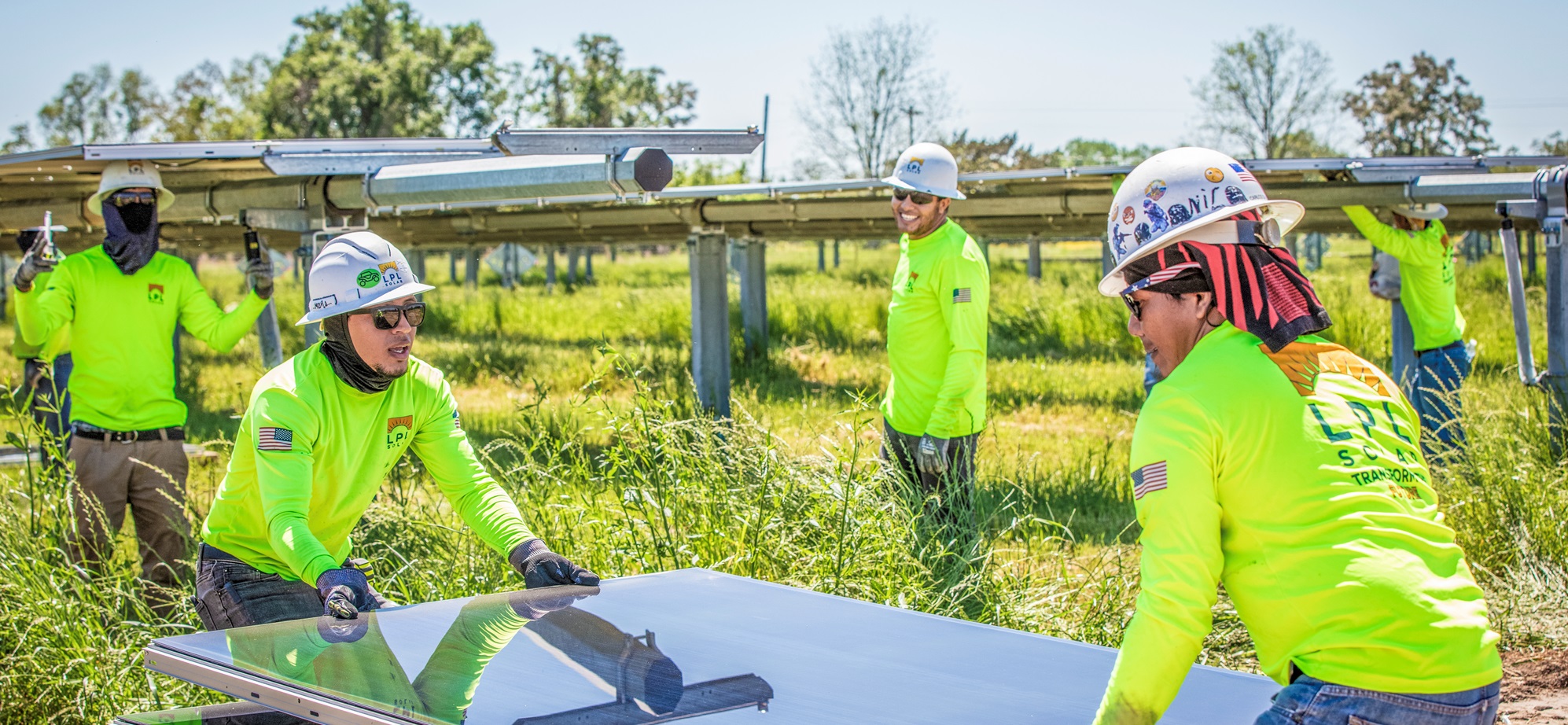 LPL Solar construction workers installing solar panels at Prairie Ronde Solar in Louisiana